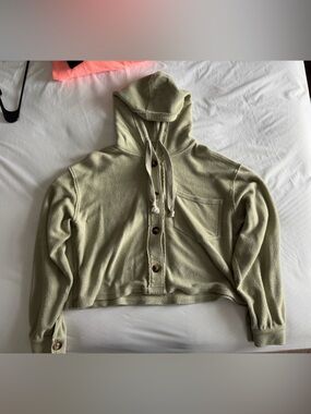 American Eagle Outfitters Light Olive Cropped Hooded Button Cardigan